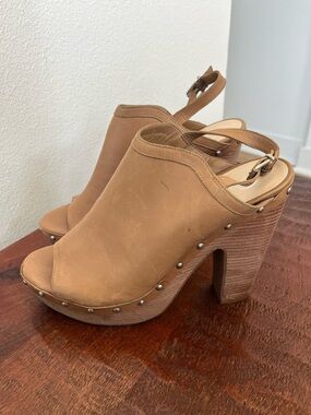 Jessica Simpson Daine leather studded platform block heel boho festival heel 8